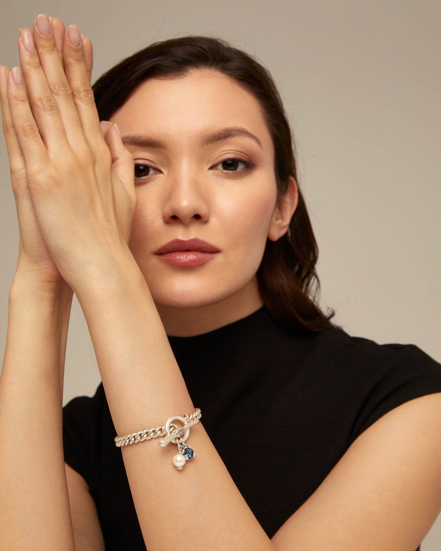 Two Expearltional Bracelet M