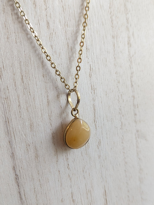 Precious Honey Stone Necklace