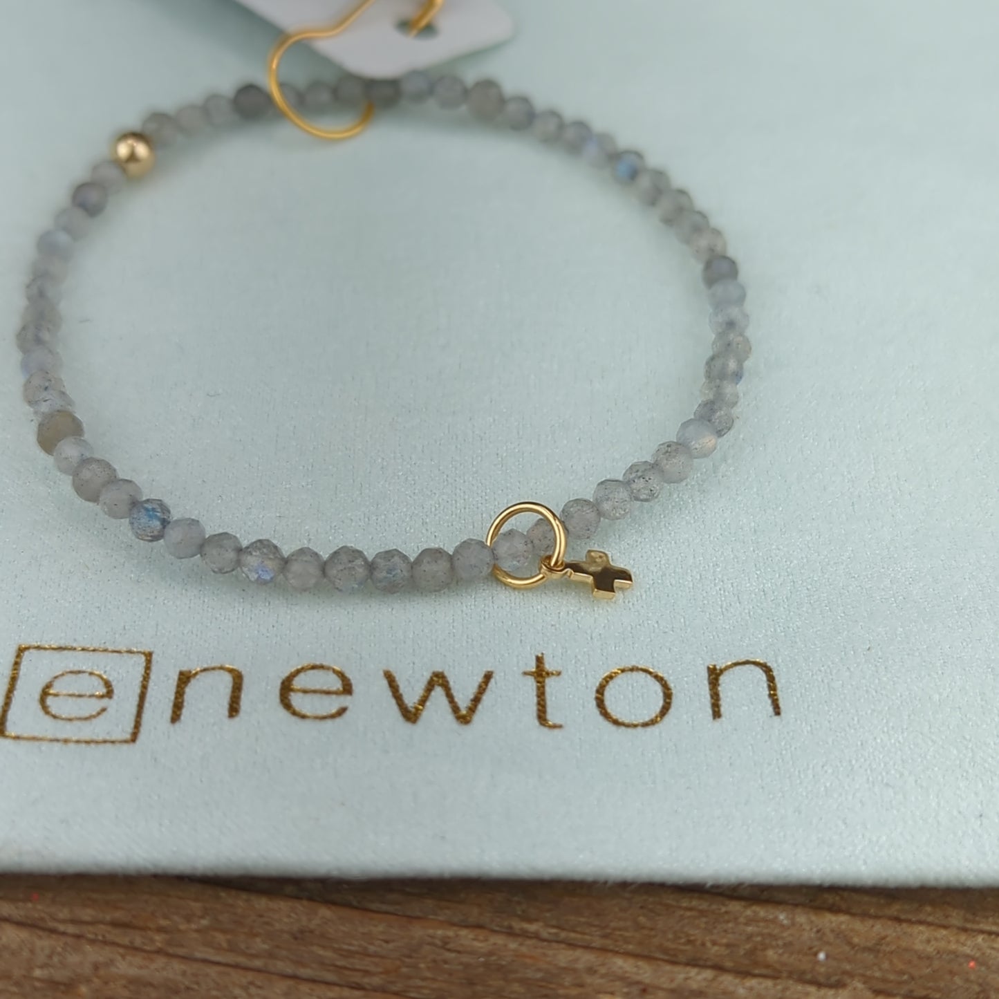 GEMSTONE 3MM LABRADORITE CROSS