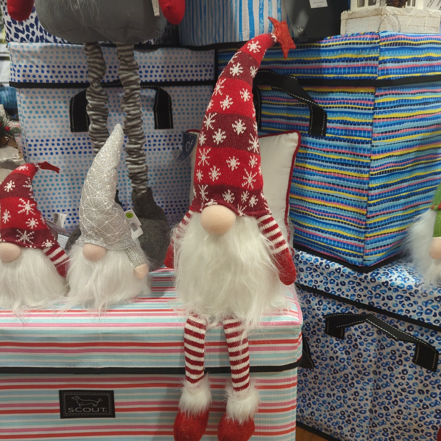 27" LIGHTED PLUSH HOLIDAY GNOME RED
