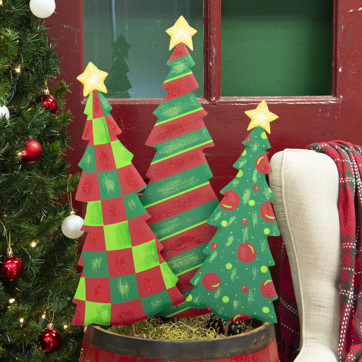 SMALL TIMELESS GREEN/RED TREE