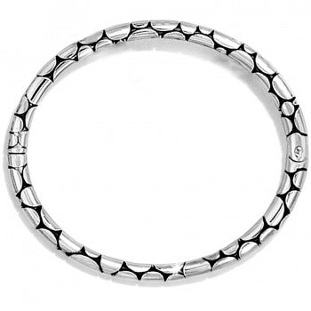 Brighton Pebble Slim Hinged Bangle inspired by river rocks the Pebble Slim Hinged Bangle has a natural shape and measures Width: 1/4" Diameter: 2 1/2". Shop at The Painted Cottage in Edgewater MD.