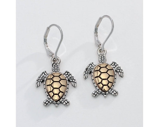 Detailed Two-tone Turtle Earring