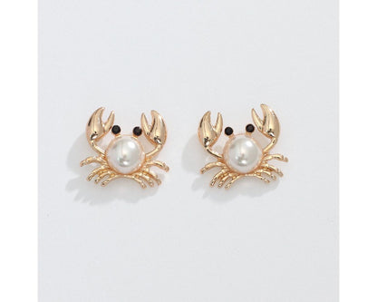 Cute Gold Crabs w/ Pearl Earring