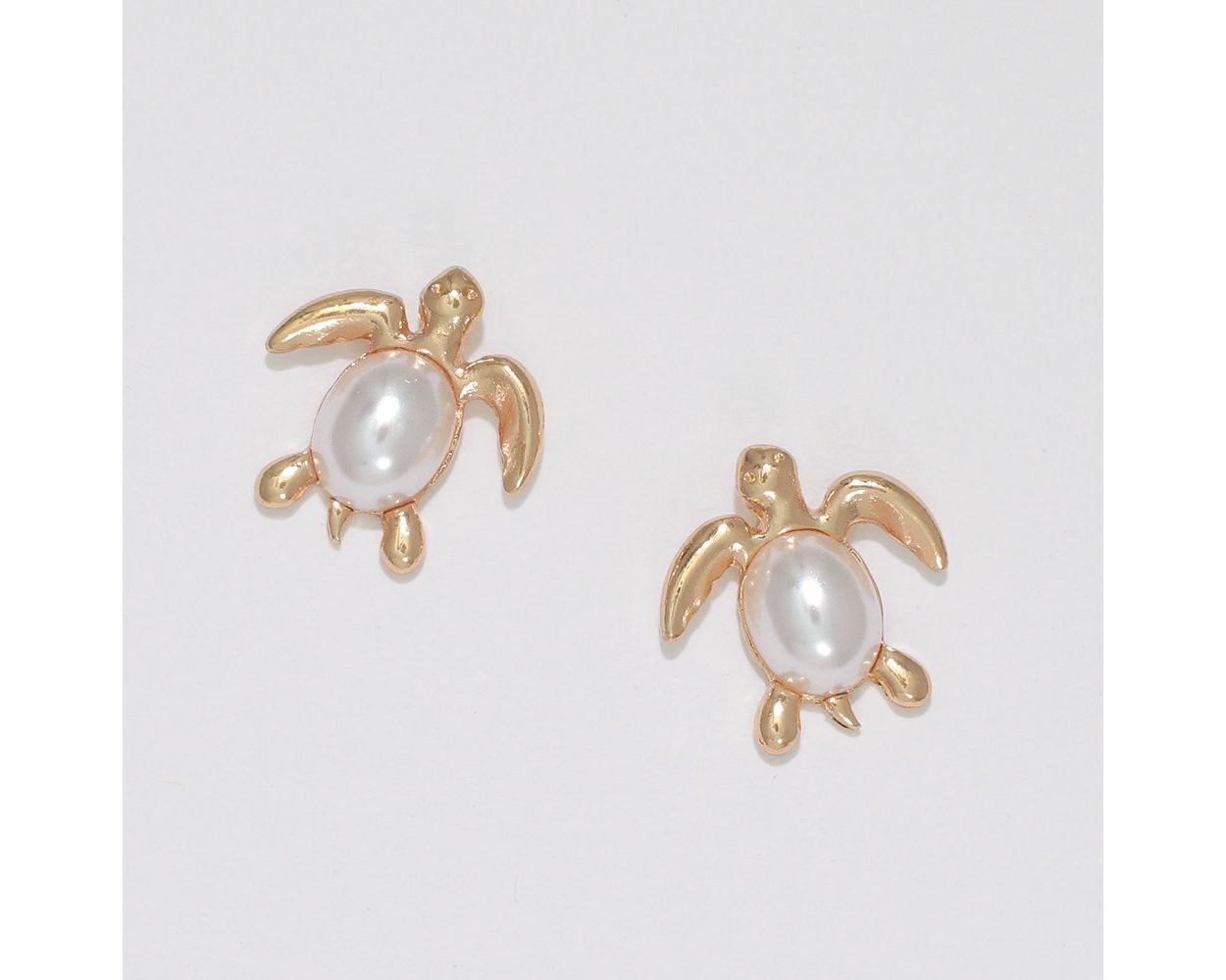 Gold Turtle w/ Pearl Earring Periwinkle Jewelry 8120227_sum2024