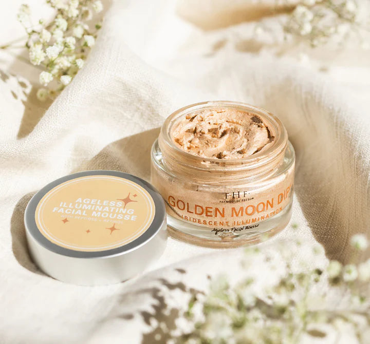 Golden Moon Dip Illumination Mousse with Retinol + Wrinkle-Targeting Peptides