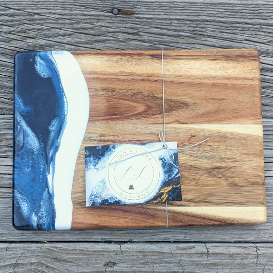 Small Acacia Cheese Board - Navy/White Metallic