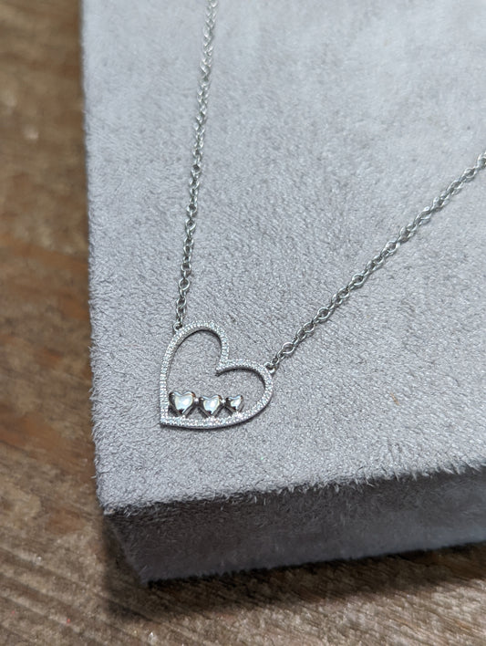 3 CAPTURED HEARTS SS NECKLACE