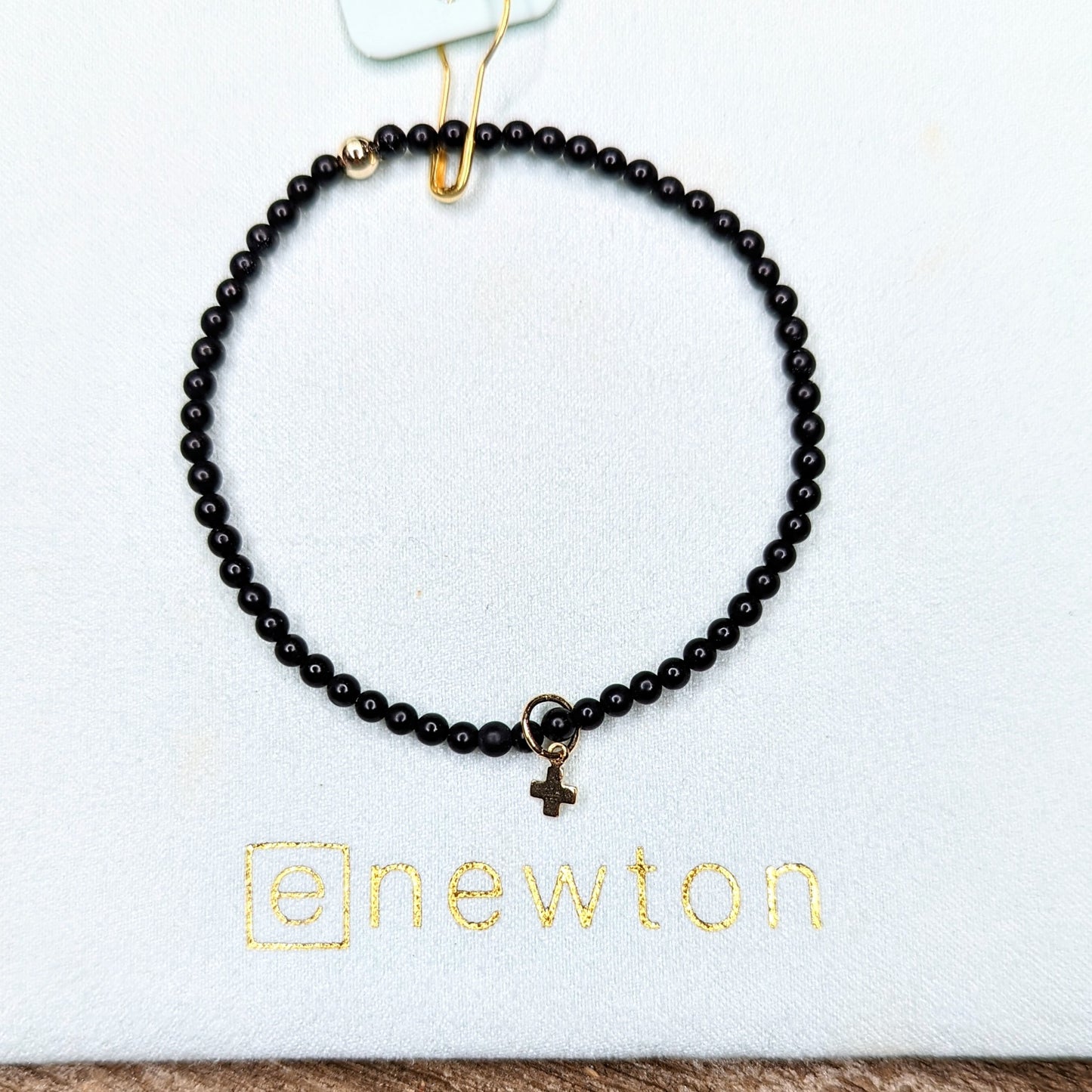 GEMSTONE 3MM MATTE ONYX CROSS