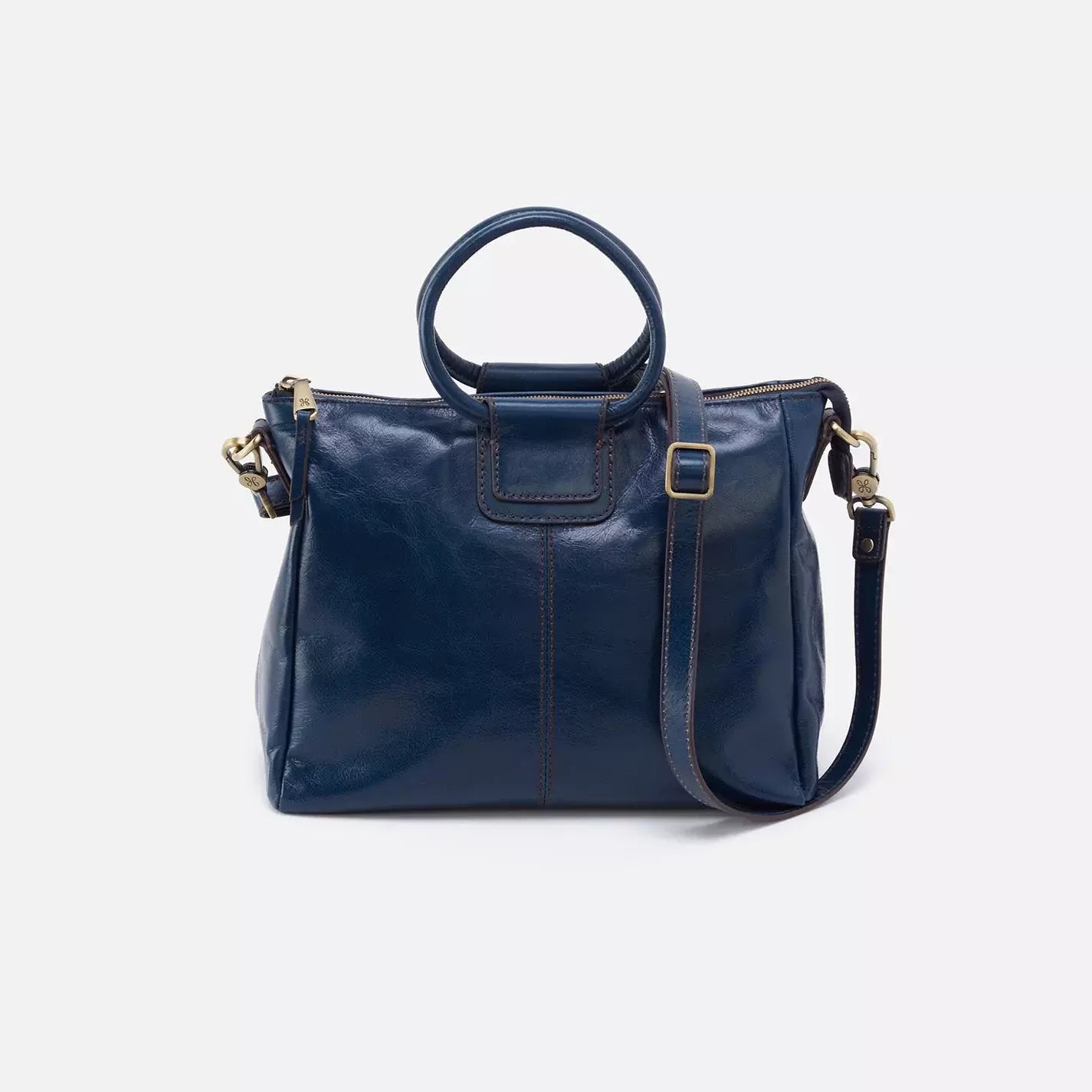 The Sheila medium-sized satchel in denim makes for the perfect everyday bag when opting to travel light. Crafted in our Vintage Hide leather that only gets more beautiful over time with use and wear.