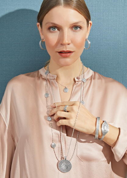 Pebble Round Reversible Petite Necklace
