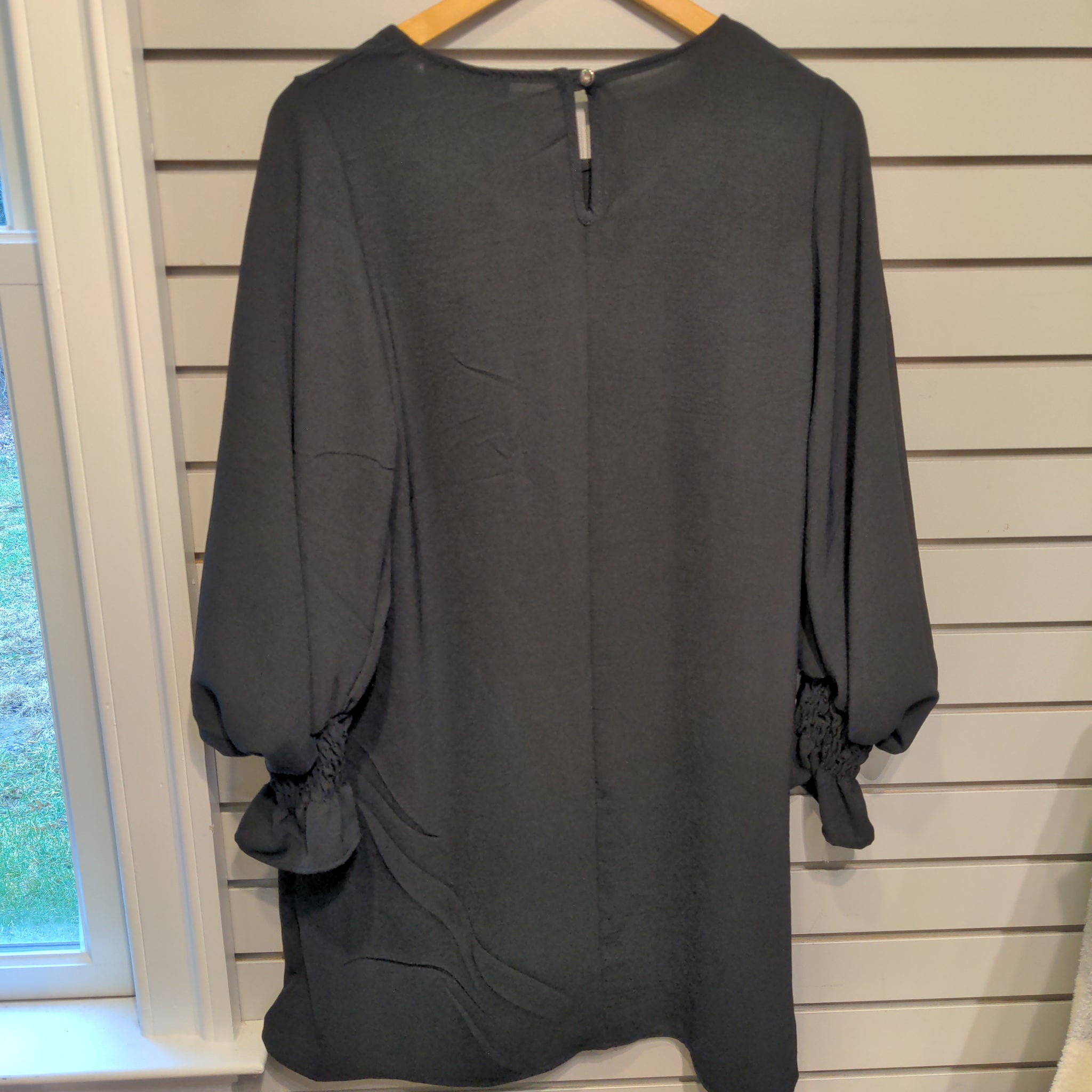 BLACK CAMILLA BALLOON SLV DRESS