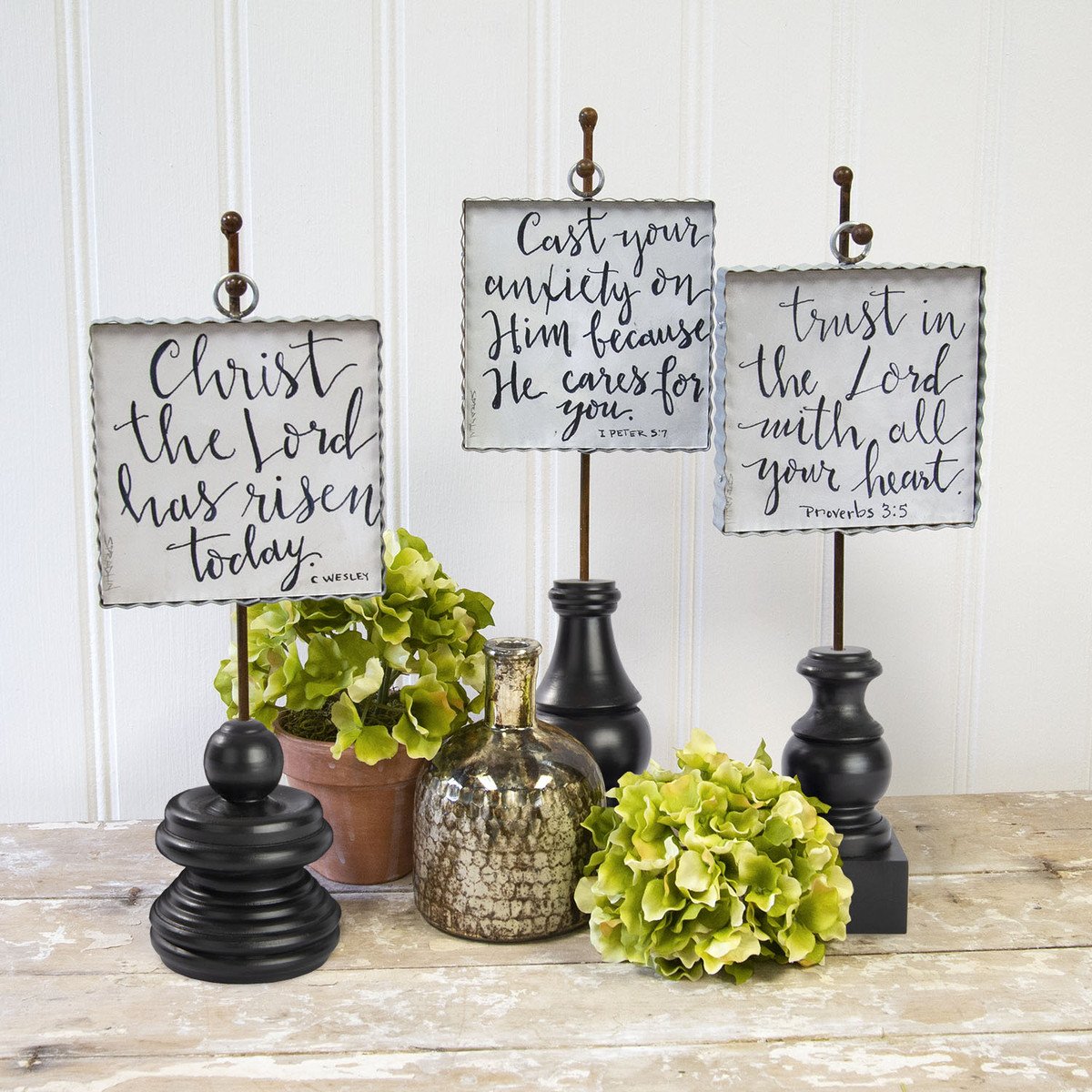 BLACK FINIAL | MEDIUM