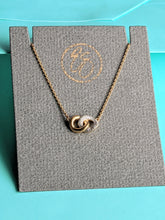 Entwined Discs Necklace | Gold